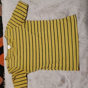 LuLaRoe XL women's short sleeve shirt